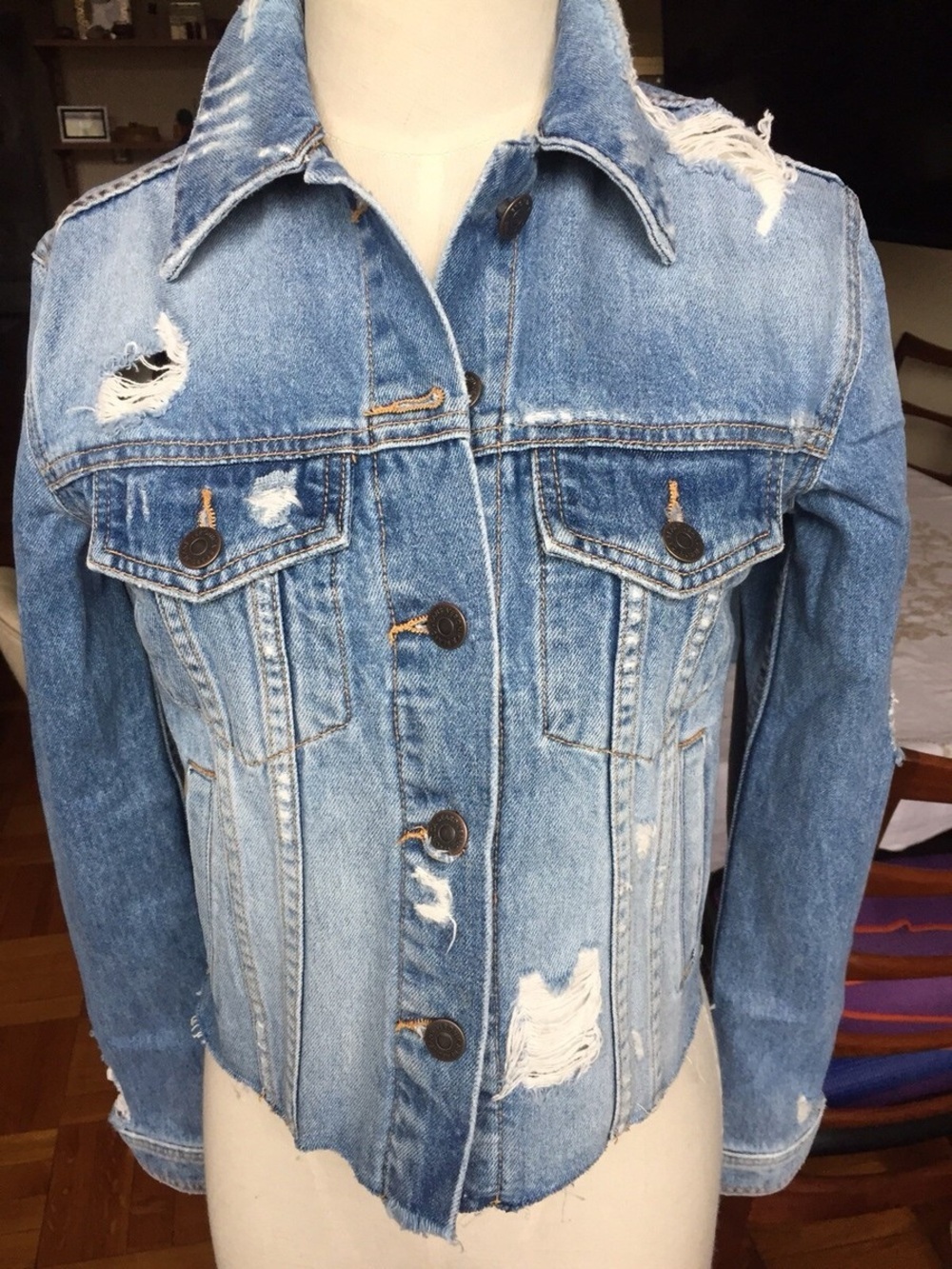 Veronica Beard Cara Light Blue Distressed Denim Jeans Jacket Size Large